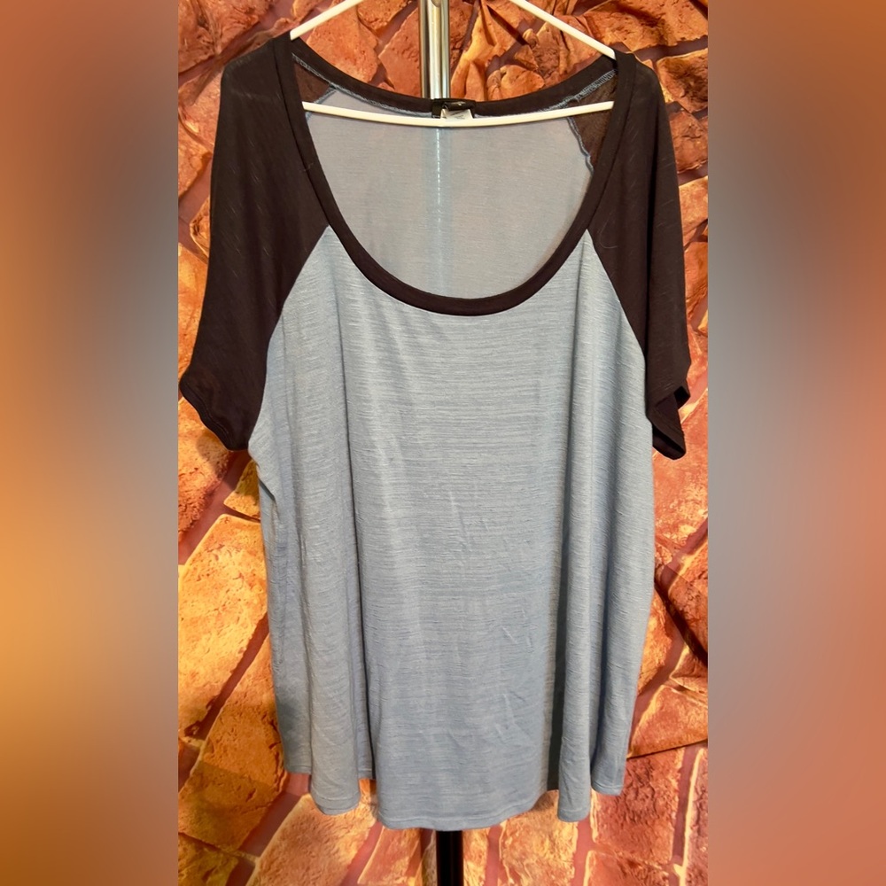 Torrid 3 tee